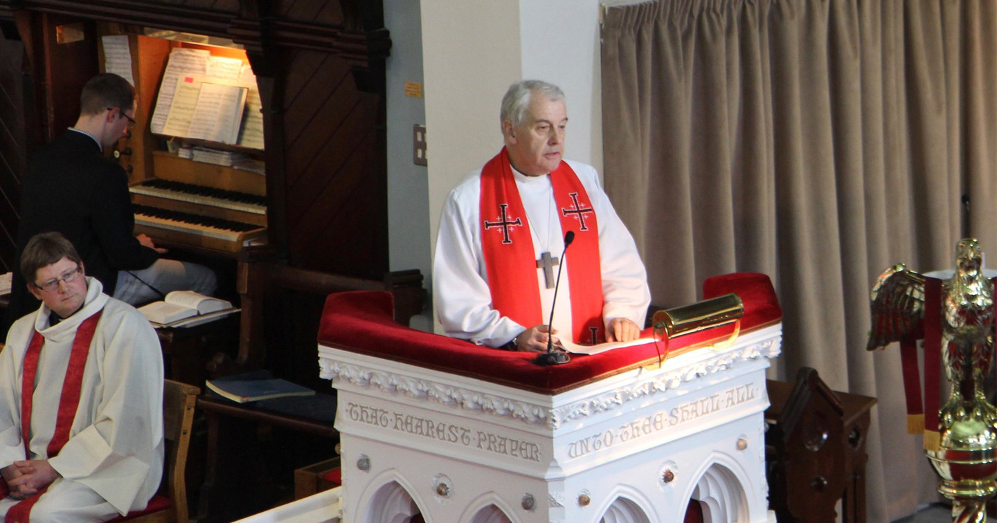 Archbishop Michael Jackson delivering his Presidential address.