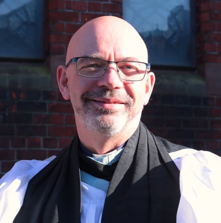 A new rector for Willowfield Church