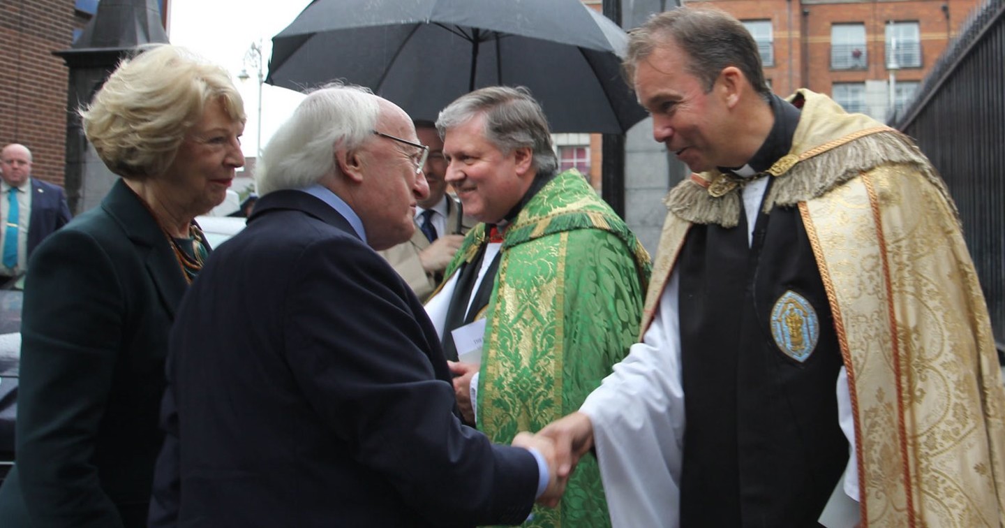 The Dean and Precentor greet President Michael D Higgins and Mrs Sabina Higgins.